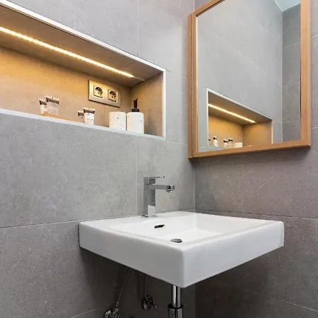 Modern Next To Plaza De Espana *